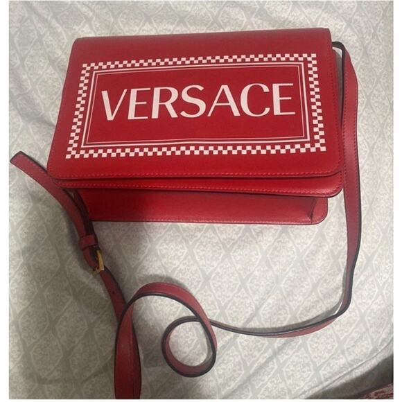Versace Handbag Red NWT Crossbody Leather/Medium Logo - Picture 3 of 7